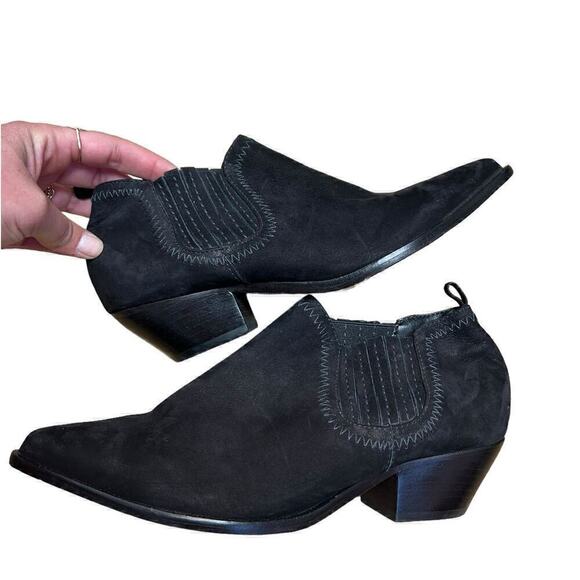 NWOT Schutz Jacqueline Black Suede Pull On Bootie - 7.5 - Picture 5 of 9